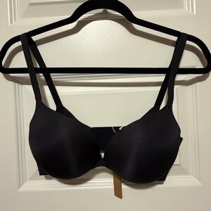 SKIMS Ultimate Push Up Plunge Bra Bra Size 32DD NWT